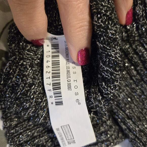 Endless Rose Cold Shoulder black sweater shoulder cut out Sold on Revolve Sz Lg - Picture 9 of 10